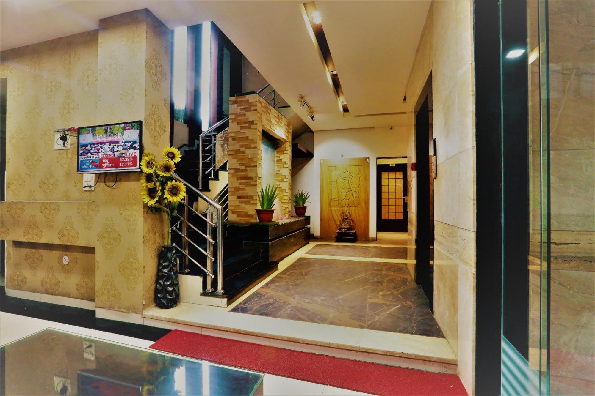 The Ashoka Hotel Indore Exterior foto